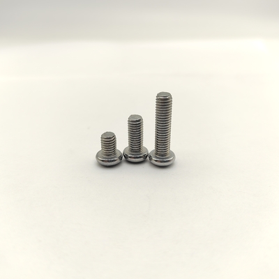 304 स्टेनलेस स्टील फिलिप्स पैन मशीन सिर पेंच A2-70 DIN 7985