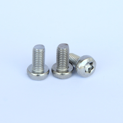 M5 स्टेनलेस स्टील मशीन स्क्रू Torx पैन हेड 2.11g वजन: