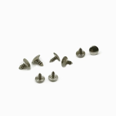 H62 कॉपर रिवेट्स नॉन स्टैंडर्ड फास्टनर गिल्डेड बल्ब के लिए 1.8x4mm