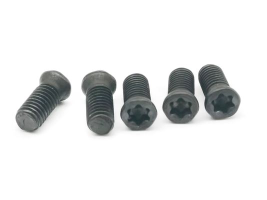 12.9 ग्रेड बेर खिलना पेंच M2.5x6 SCM435 सामग्री छाता सिर के साथ: