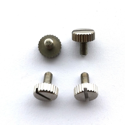 M2.5X6 स्टेनलेस स्टील मशीन स्क्रू घुंघराला सिर निष्क्रिय