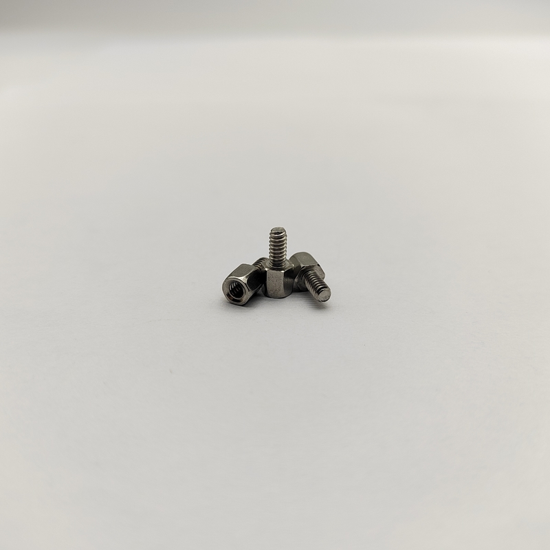 हेक्स स्टैंडऑफ M2-M12 पीतल स्टेनलेस स्टील कस्टम लंबाई पीसीबी माउंटिंग