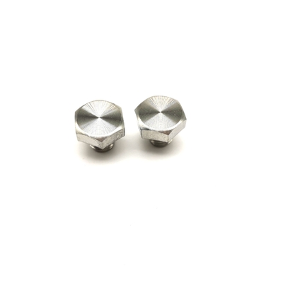 व्हील HEX12.8mm हेड हाइट कलर जिंक के लिए M8X7 स्टेनलेस स्टील सजावटी स्क्रू